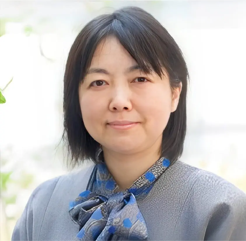 安野 富美子